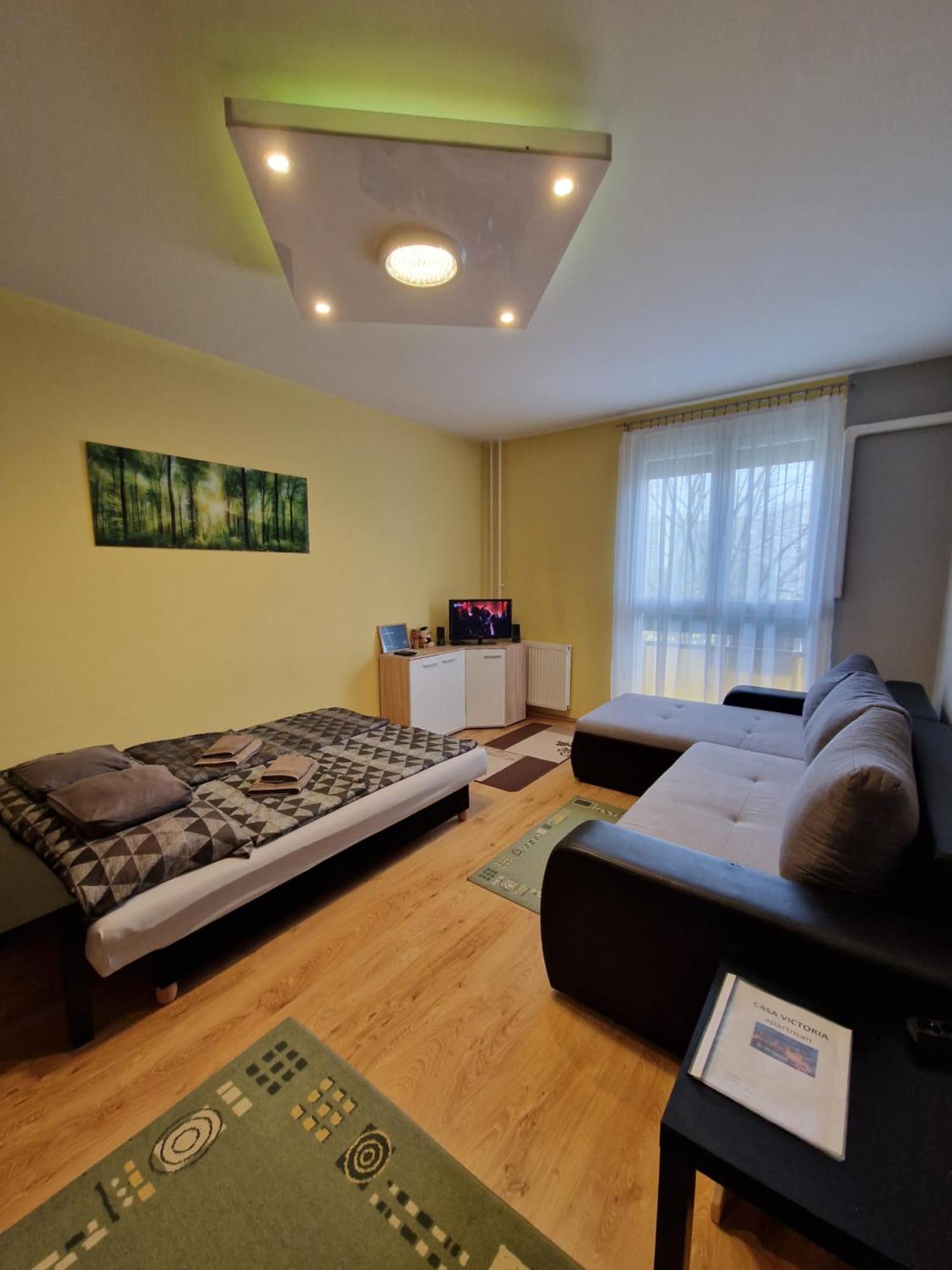 Casa Victoria Appartement Pécs Buitenkant foto